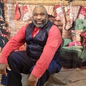 Meet your Posher, James